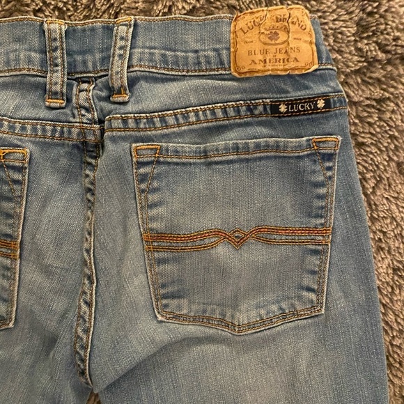 LUCKY BRAND Women’s Charlie Capri Jeans - Picture 6 of 10